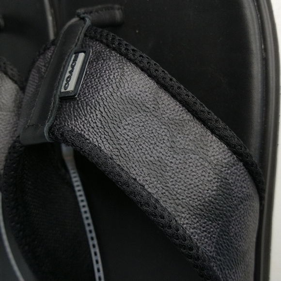 Coach Logo Jacquard Leather Flip-Flops - Picture 5 of 8